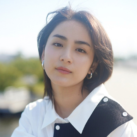 平 祐奈